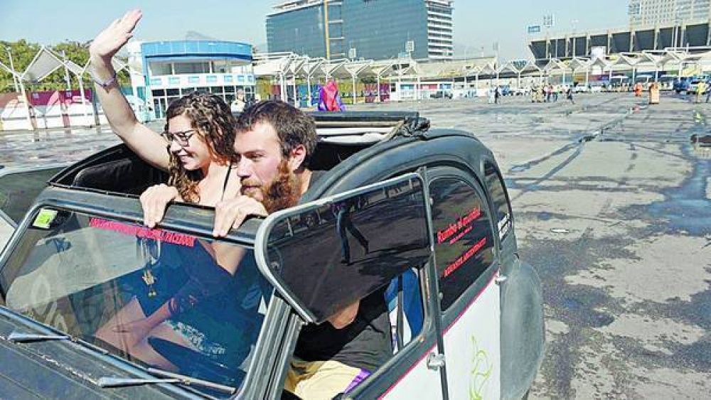 Los �ltimos argentinos tuvieron que desalojar el samb�dromo