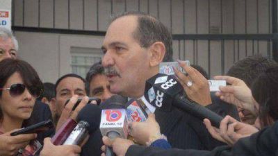 M�s empleo y menos planes sociales