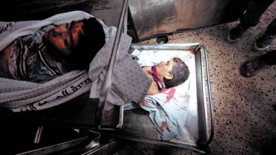 Misiles israel�es matan a 4 chicos palestinos que jugaban en la playa