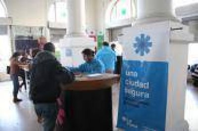 La Plata: Comenz� con fuerte participaci�n la inscripci�n a la Polic�a Local