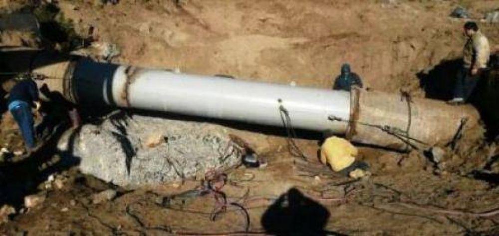 A las 16 comenz� a llenarse acueducto para Comodoro y reci�n ma�ana para Caleta