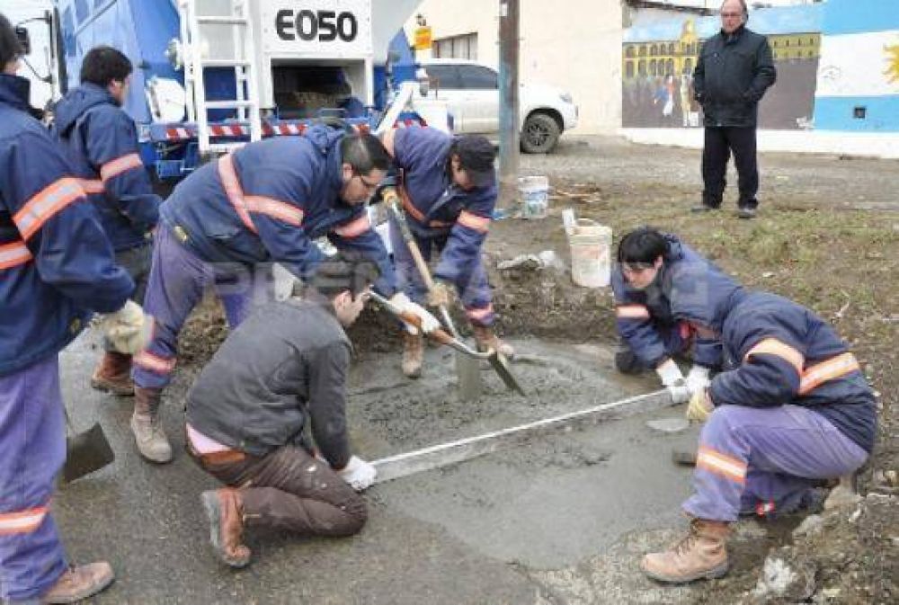 Municipio emple� la nueva Planta M�vil de Bacheo en la ciudad