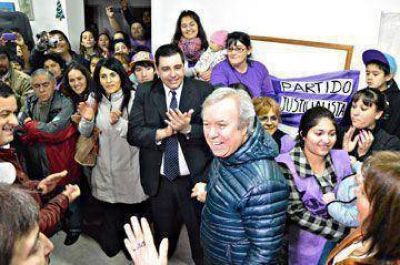 Peralta mantuvo un encuentro con la militancia en el PJ