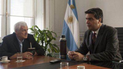 Capitanich recibir� a Cal�, pero no habr�a cambios en Ganancias
