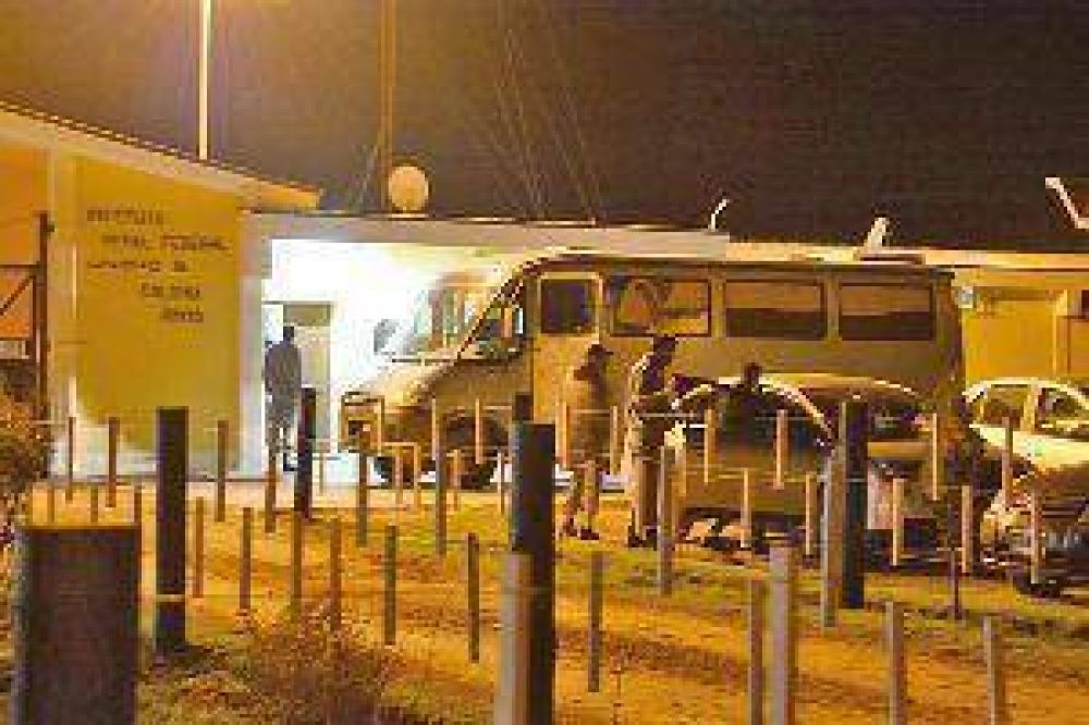 Tensi�n en Colonia Pinto por intento de retirar celulares a los reclusos