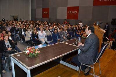 El Senador Zamora disert� sobre Inclusi�n Social y Pol�ticas P�blicas en el F�rum