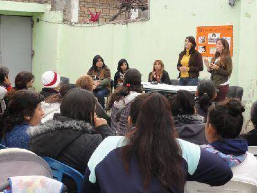 La Fundaci�n Conciencia y Acci�n Ciudadana organiz� una charla sobre Violencia de G�nero