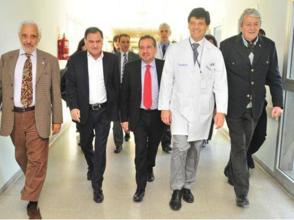 Obras en el Hospital El Cruce