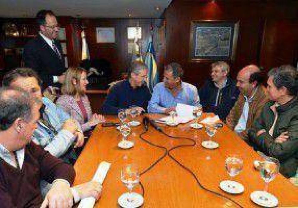 Dinero fresco, de Sapag para Quiroga