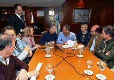 Dinero fresco, de Sapag para Quiroga