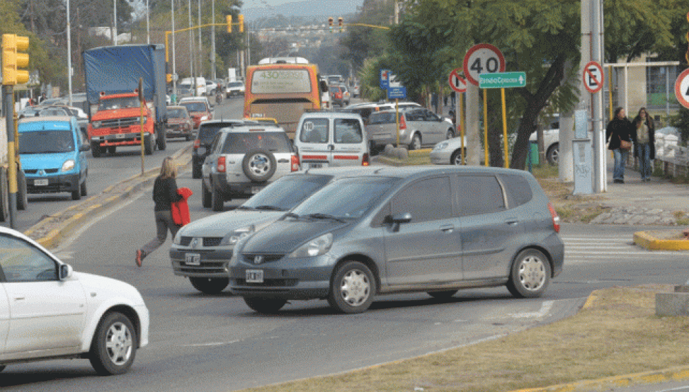 Laplace, un caos vehicular que complica al noroeste