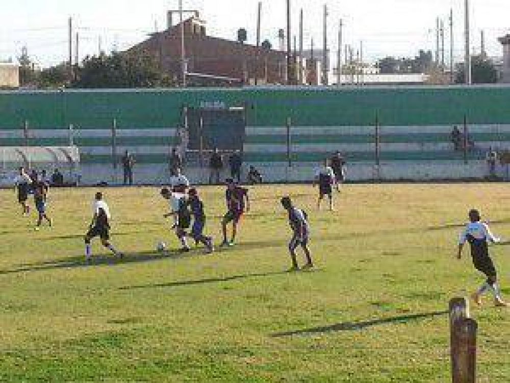 Central y San Antonio midieron fuerzas en dos partidos amistosos 