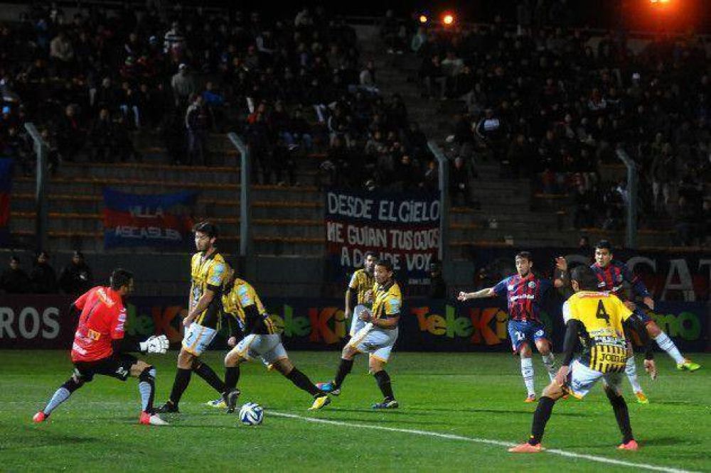 San Lorenz� gan� en San Luis y sigue en la Copa