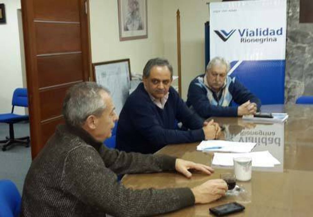 Vialidad Rionegrina firm� un convenio con la UNRN para capacitar al personal