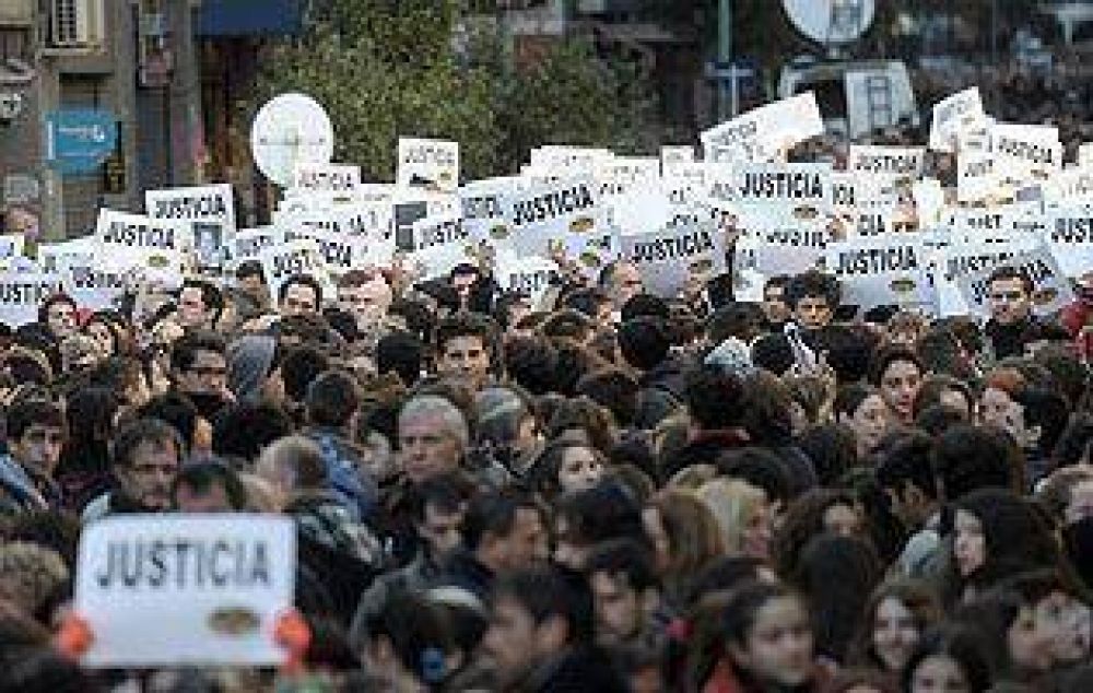 A 20 a�os del atentado, pidieron la derogaci�n del memor�ndum