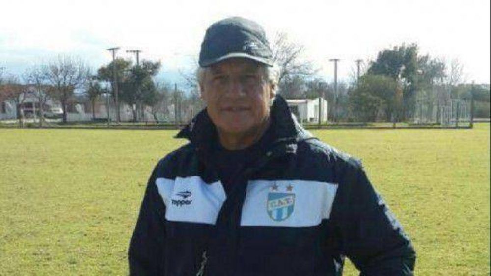 Rivoira prob� los once titulares para el cl�sico de ma�ana
