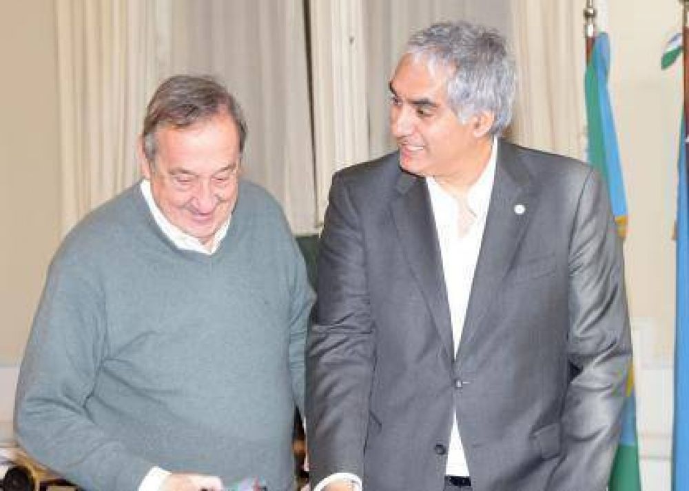 Santiago Montoya desembarc� en Tandil con la mirada puesta en la gobernaci�n