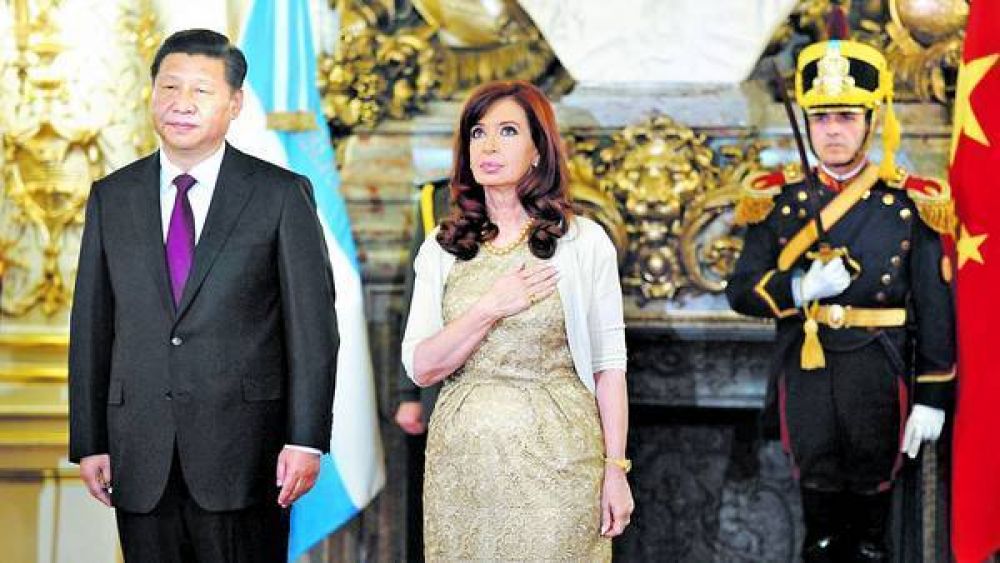 Cristina firm acuerdos con China por US$ 18.000 millones