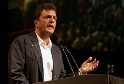 Sergio Massa inaugur� su primer local partidario en C�rdoba