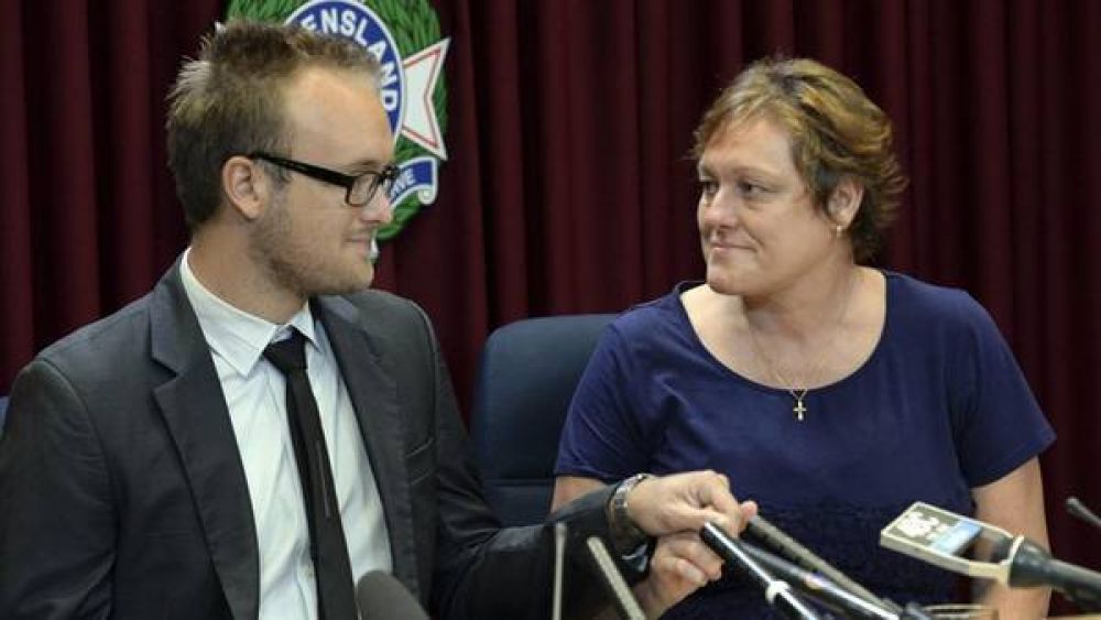 Una mujer perdi� familiares en los dos vuelos de Malaysia Airlines