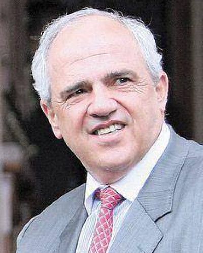 Samper asume en la Unasur