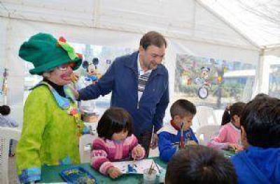 Miguel Isa inaugur� el 