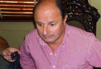 Guacone critic� los paros docentes: 