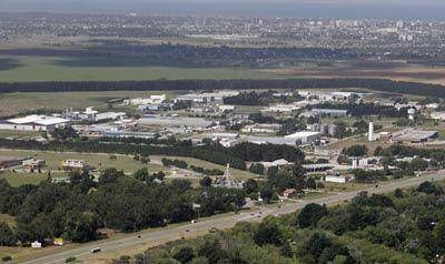 Impactan en las industrias locales las restricciones a la importaci�n