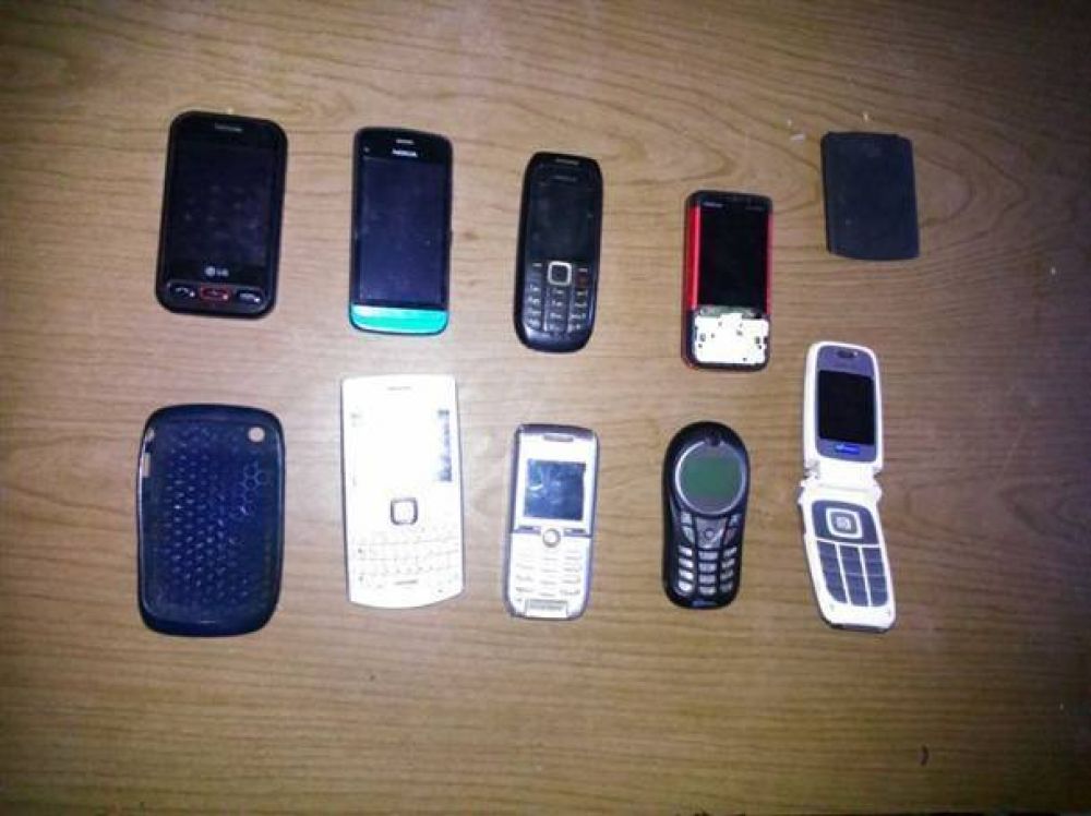 Se secuestraron celulares en un allanamiento