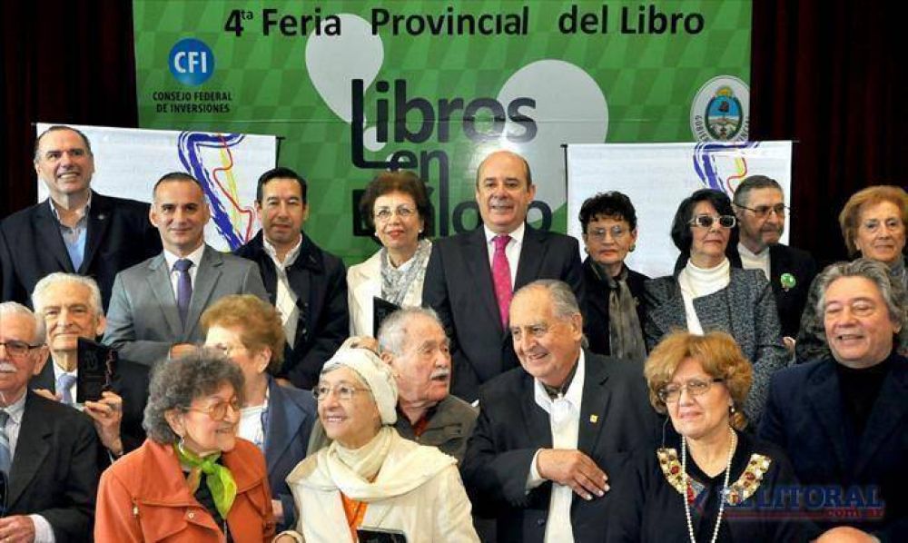Distinguieron a m�s de 30 escritores por su trayectoria