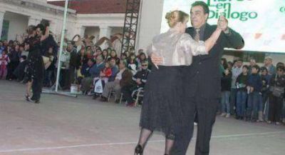 La Feria del Libro cerr� sus puertas a pura milonga