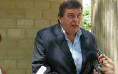 Rebord anunci� que va por la reelecci�n en Col�n
