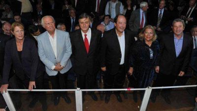 Precandidatos presidenciales de Unen har�n escala en Entre R�os