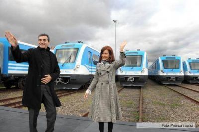 Cristina presenta las primeras siete formaciones 0km del Sarmiento