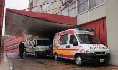Mueren dos j�venes y otros tres resultan heridos en un vuelco