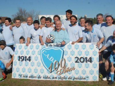 El Centenario: La gran semana celeste que vivi� la familia de Defensores Unidos