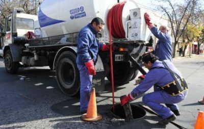 El lunes normalizar�n la red de cloacas