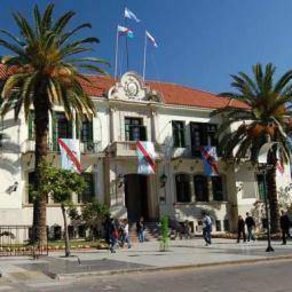 La planta de empleados p�blicos riojana es 17% mayor a la necesaria