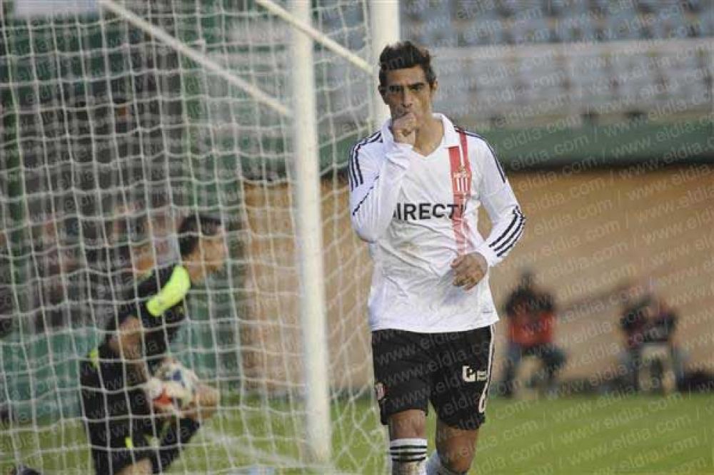 Para Rom�n, este es un hijo que viene cargado de goles