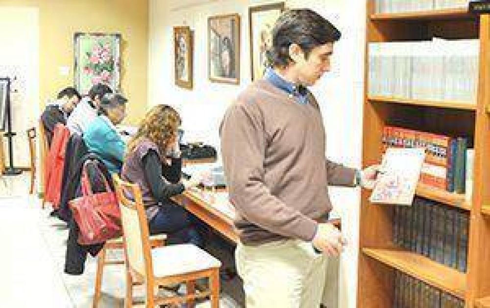 Artistas podr�n exponer en la Legislatura provincial