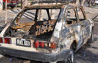  Le incendiaron el auto y cree que fue intencional