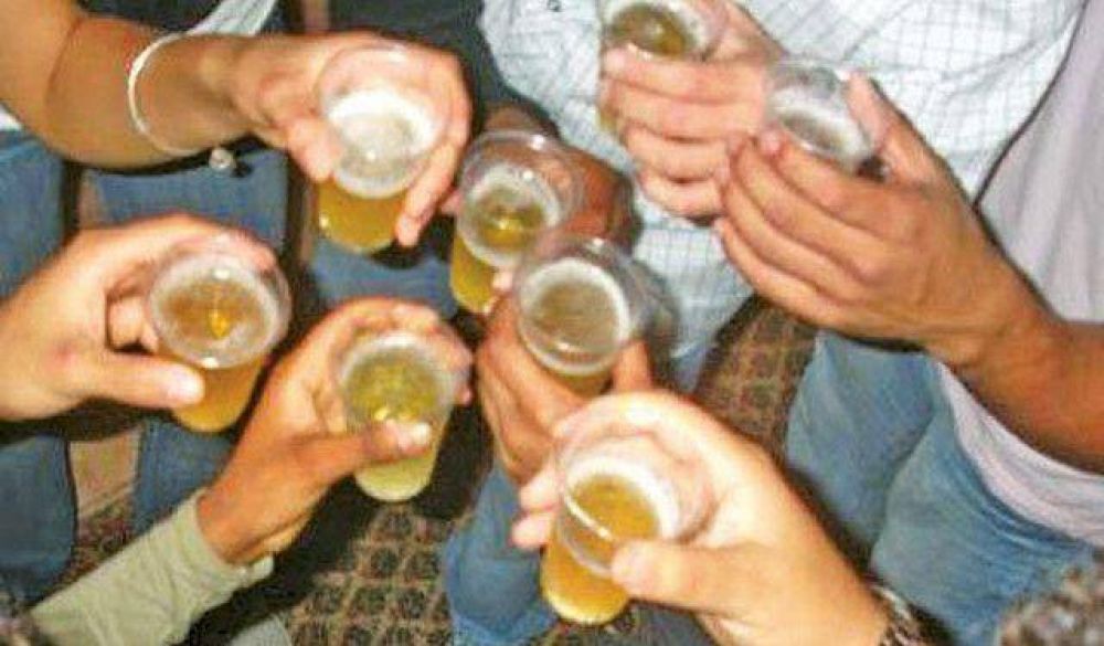 Adolescentes: el 50% tiene consumo problemtico de alcohol