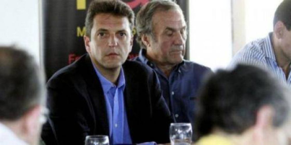 La UCR de El Calafate advierte que no compa�ar� a Costa si nos los 