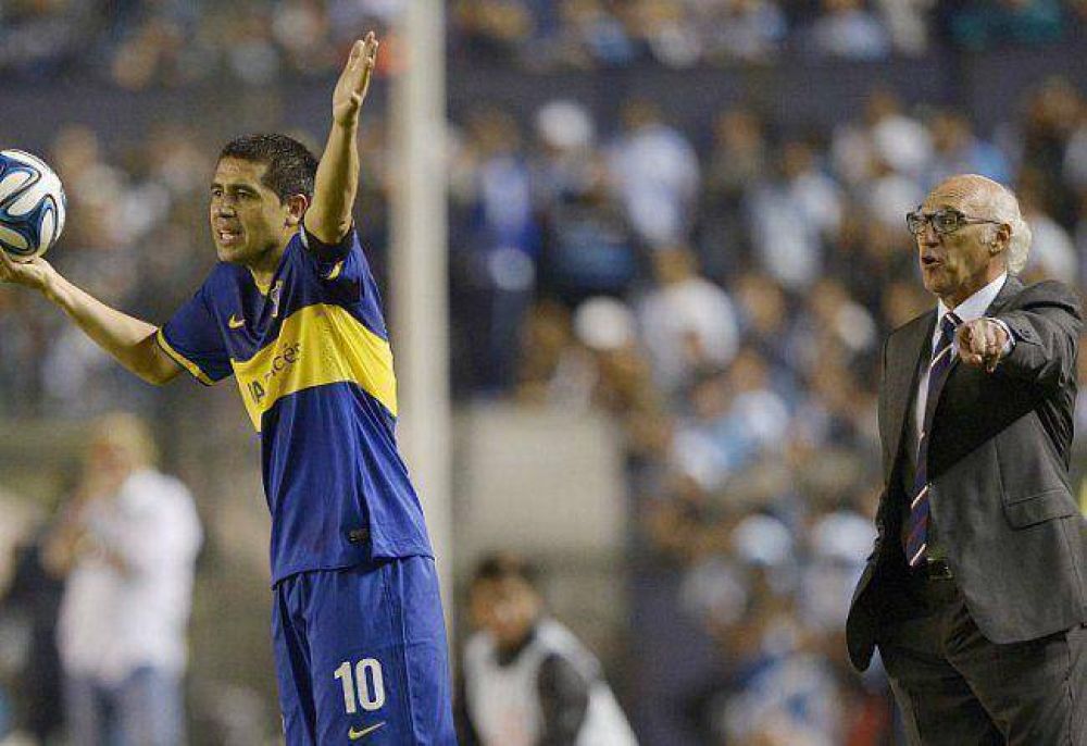 Riquelme padre, contra Bianchi: �Nunca dijo que lo quer�a s� o s�