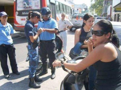 Dispondr�n de operativos sorpresas en el tr�nsito