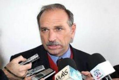Lanari: La intervenci�n al hospital de San Roque es para que �funcione con la tranquilidad de �nimo suficiente�