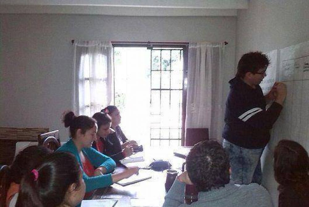 RENATEA brinda cursos de orientaci�n profesional en San Roque