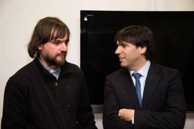 Diego Bossio junto al Padre Pepe en San Mart�n