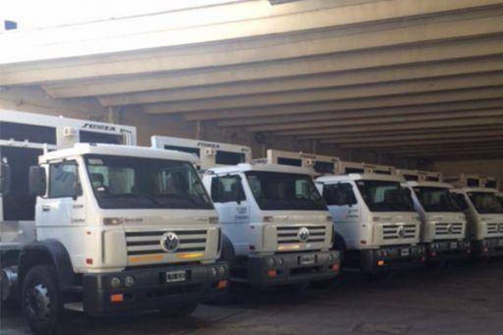 Camiones recolectores de Santa Elena ya est�n a disposici�n