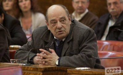 Telef�nica: �Es raro el acuerdo entre AM y la UCR�, dijo Arroyo